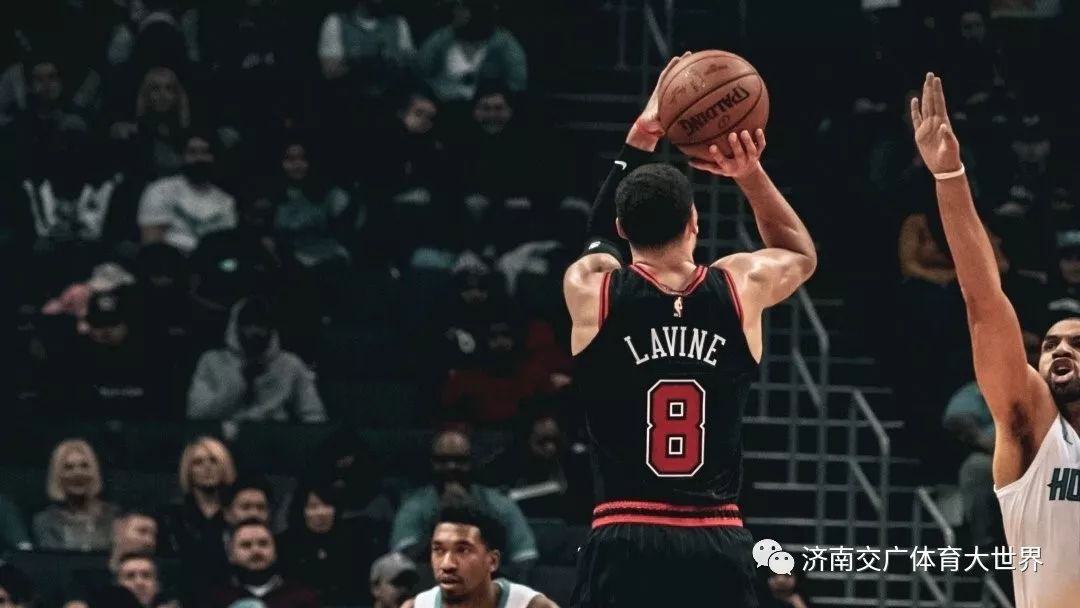 尊龙娱乐 -里程碑夜！芝加哥公牛豪取连胜，社区盾今晚刷纪录，气氛紧张，球队文化再被提及的简单介绍